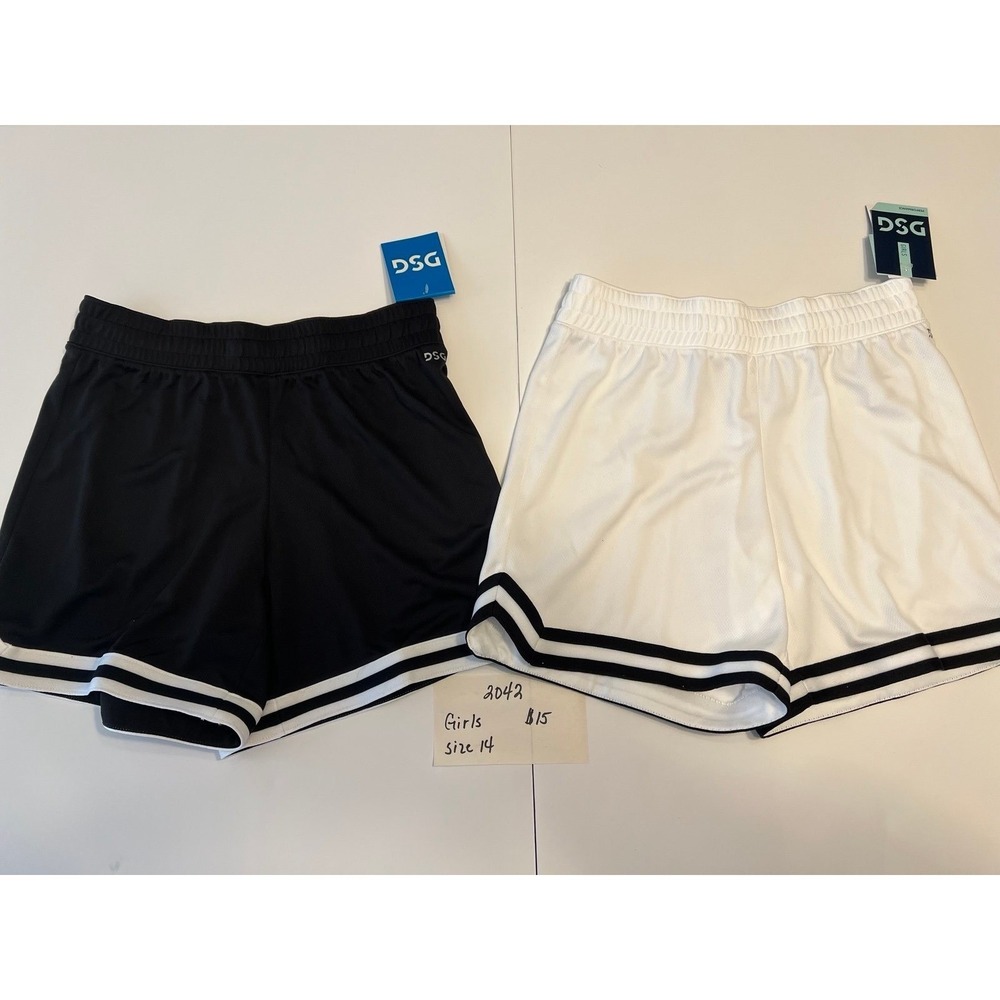 Girls size 14‎ shorts (2042)
